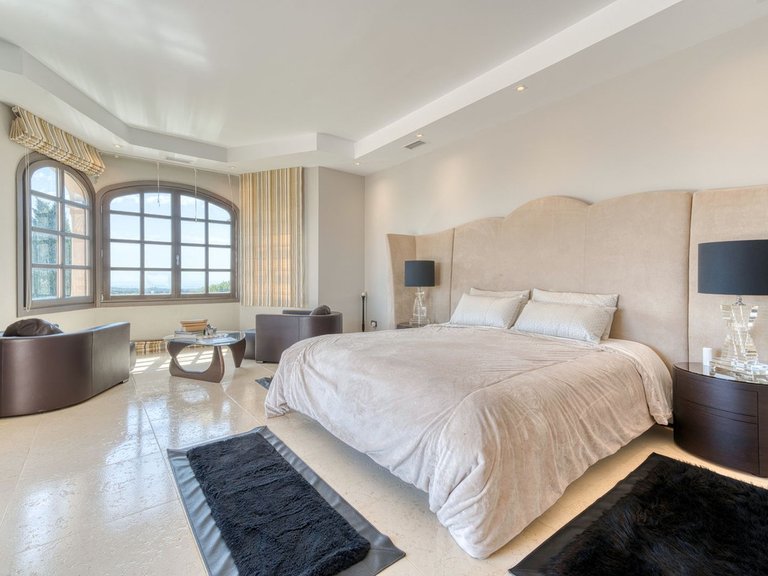 Villa for Sale in Sotogrande, Cadiz 25