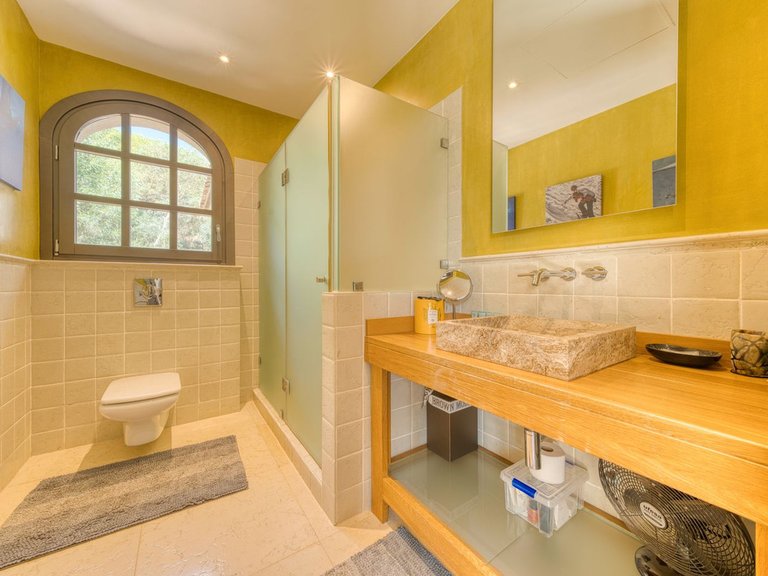 Villa for Sale in Sotogrande, Cadiz 28