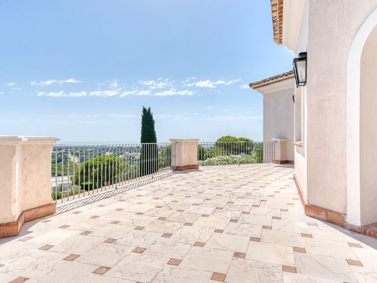 Villa for Sale in Sotogrande, Cadiz 33