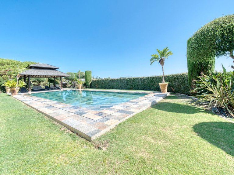 Villa for Sale in Sotogrande, Cadiz 35