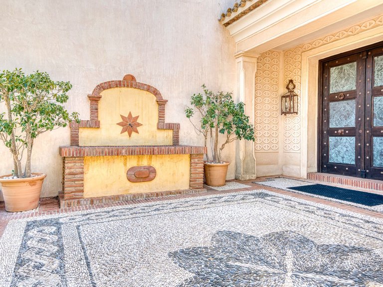 Villa for Sale in Sotogrande, Cadiz 58