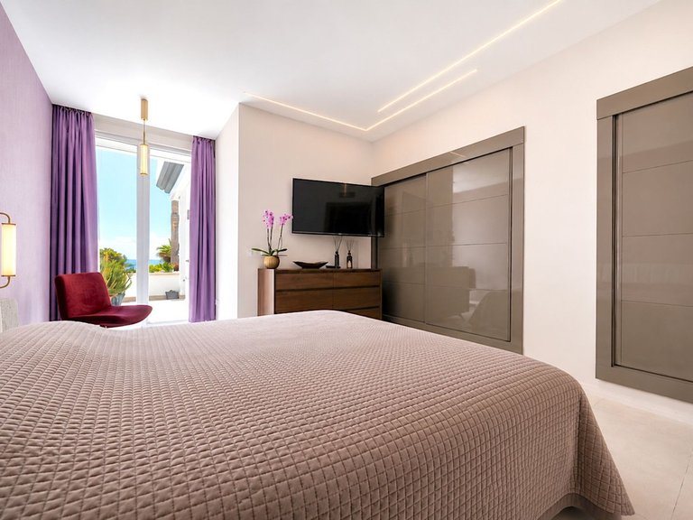 Apartment for Sale in New Golden Mile, Malaga 10