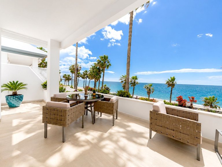 Apartment for Sale in New Golden Mile, Malaga 2