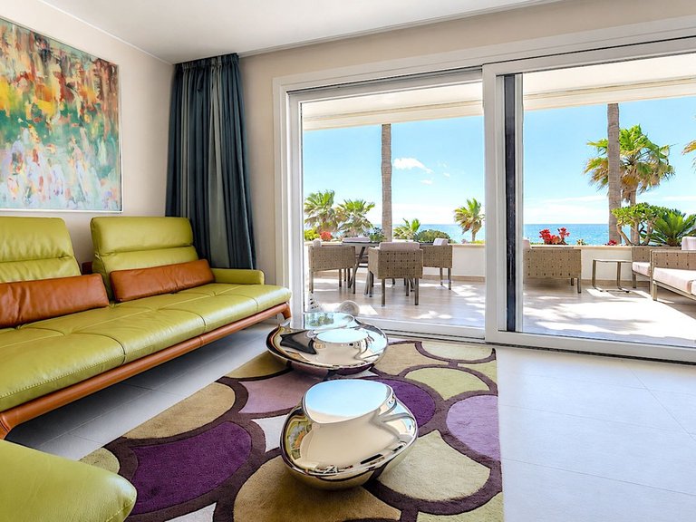Apartment for Sale in New Golden Mile, Malaga 5