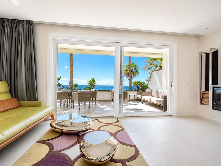 Apartment for Sale in New Golden Mile, Malaga 6