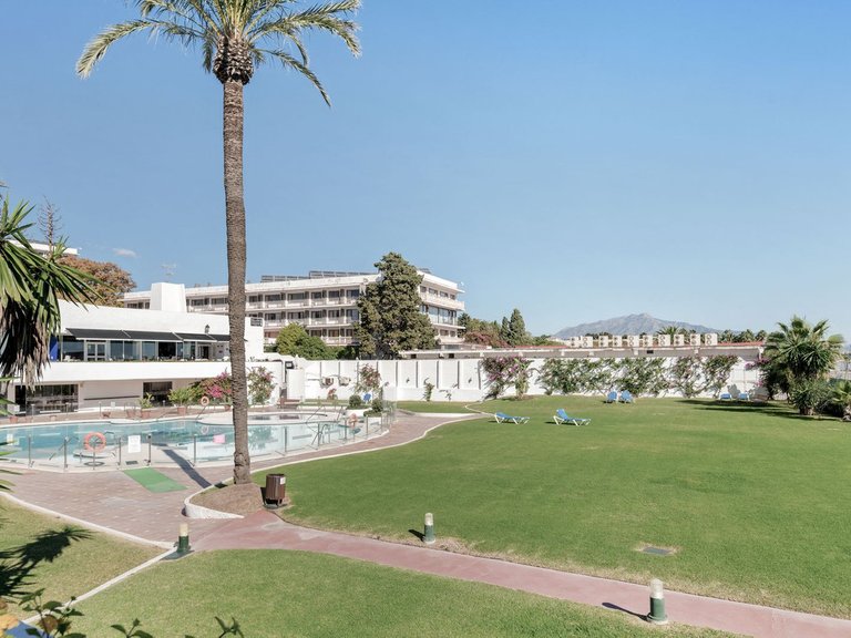 Villa for Sale in Estepona, Malaga 15