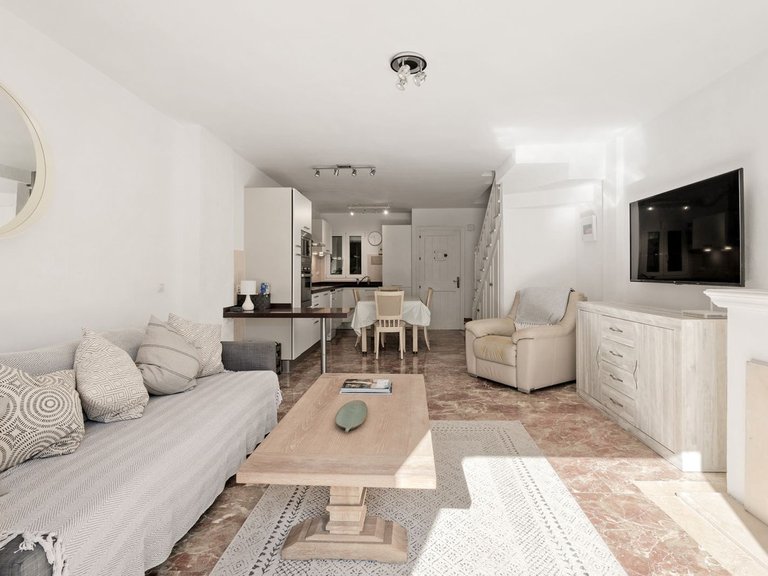 Villa for Sale in Estepona, Malaga 6