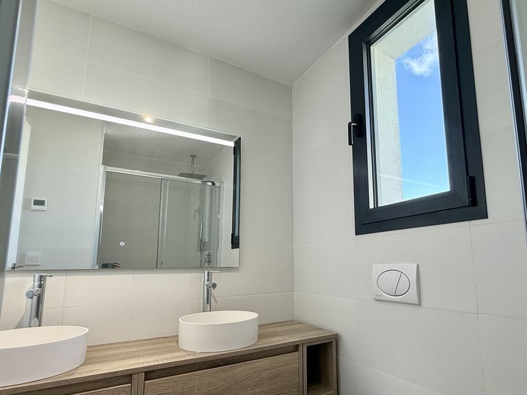 Apartment for Sale in Fuengirola, Malaga 11