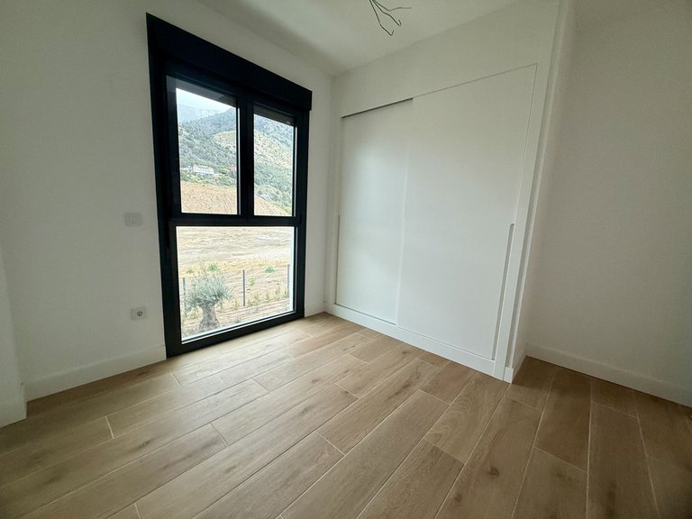 Apartment for Sale in Fuengirola, Malaga 13