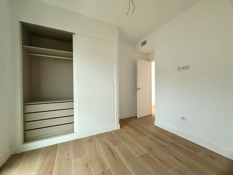 Apartment for Sale in Fuengirola, Malaga 14