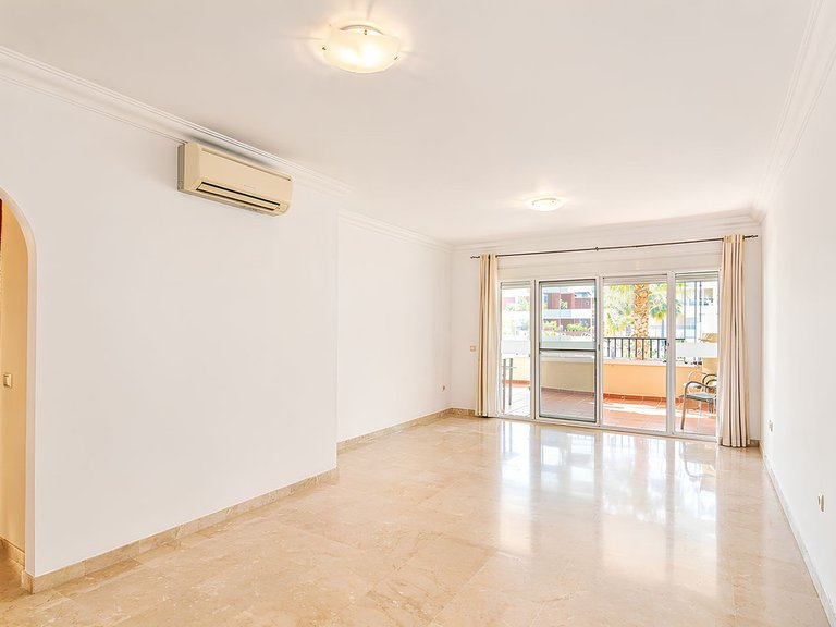 Apartment for Sale in Mijas Golf, Malaga 11