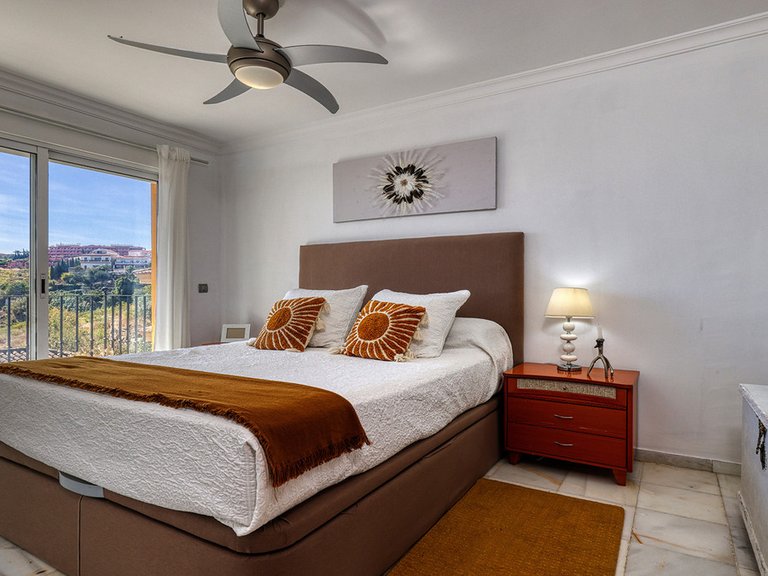 Villa for Sale in Manilva, Malaga 11