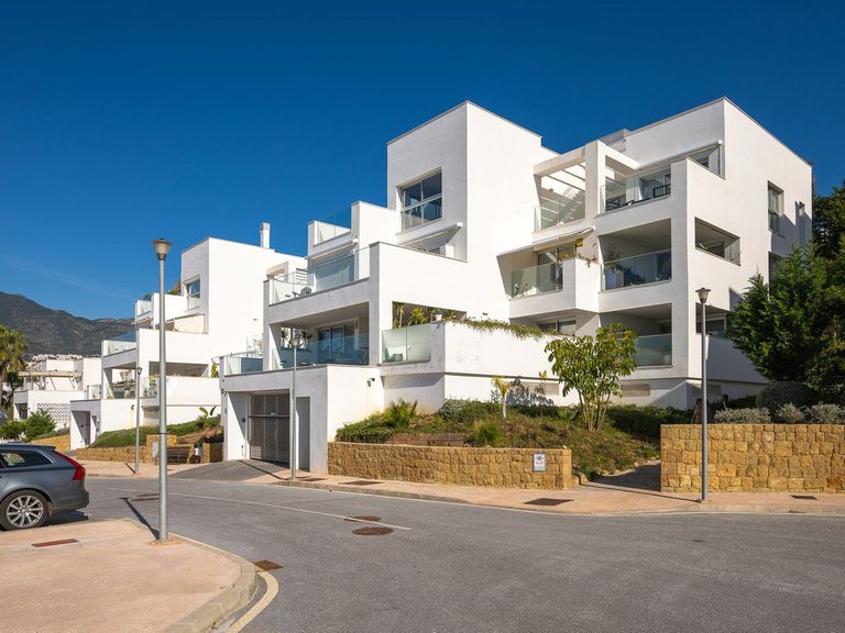 Apartment for Sale in Torrequebrada, Malaga 32