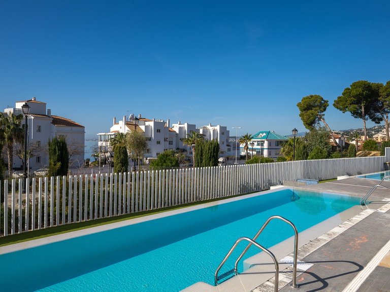 Apartment for Sale in Torrequebrada, Malaga 38