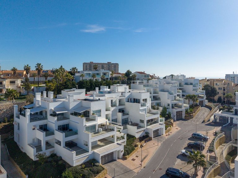 Apartment for Sale in Torrequebrada, Malaga 42