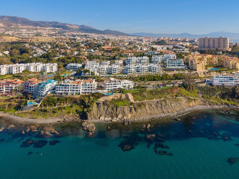 Apartment for Sale in Torrequebrada, Malaga 48