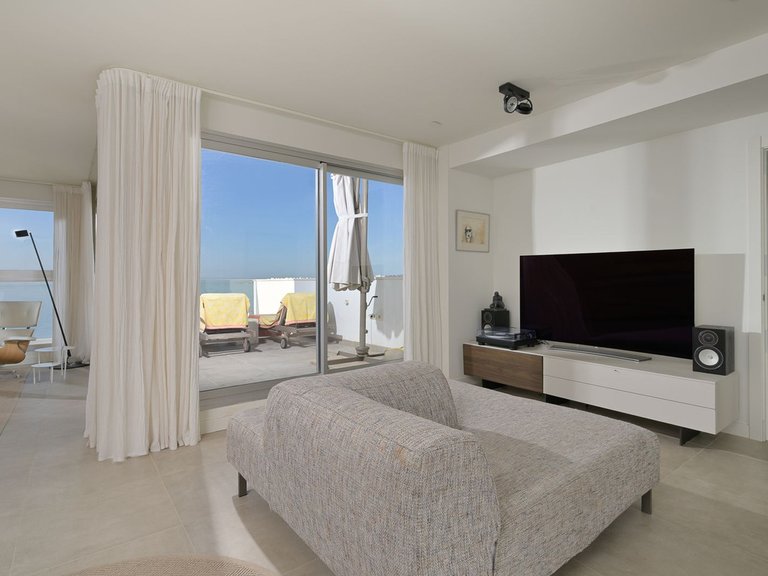 Apartment for Sale in Torrequebrada, Malaga 6