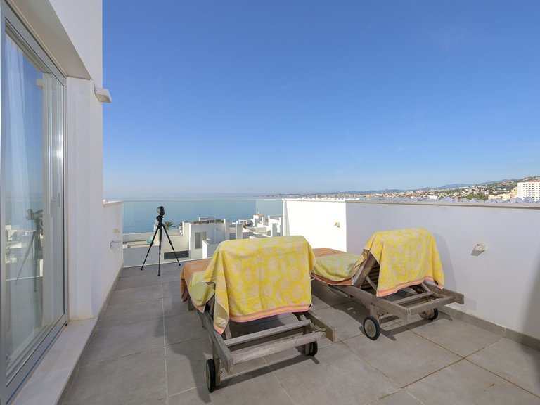 Apartment for Sale in Torrequebrada, Malaga 9