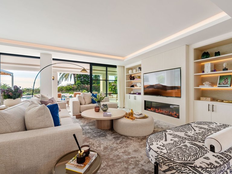 Villa for Sale in Benahavís, Malaga 3