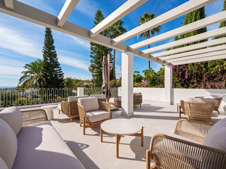 Villa for Sale in Benahavís, Malaga 40