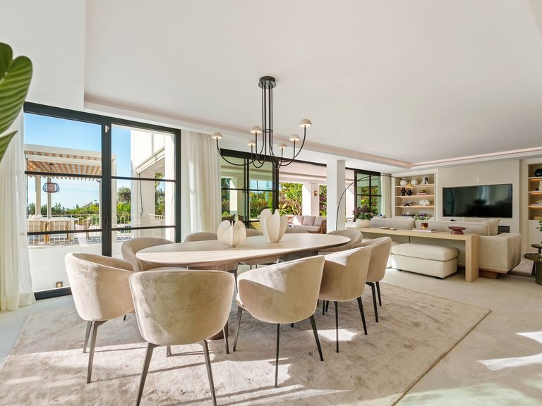 Villa for Sale in Benahavís, Malaga 48