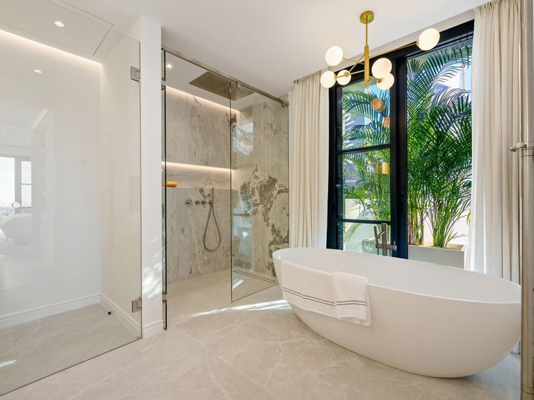 Villa for Sale in Benahavís, Malaga 9