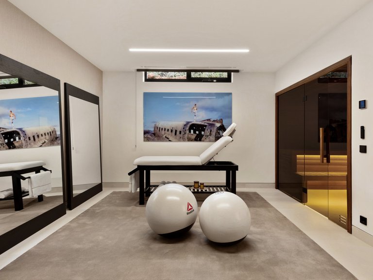 Villa for Sale in Nueva Andalucía, Malaga 20
