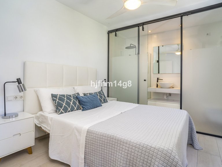 Villa for Sale in Nueva Andalucía, Malaga 11