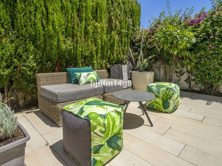 Villa for Sale in Nueva Andalucía, Malaga 20