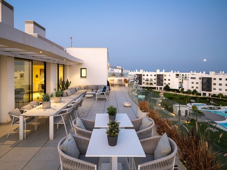Apartment for Sale in Fuengirola, Malaga 1