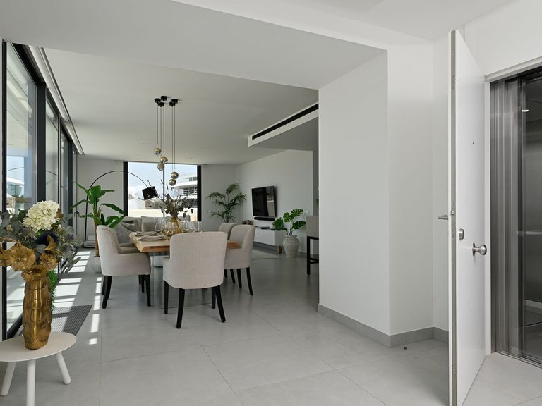 Apartment for Sale in Fuengirola, Malaga 12