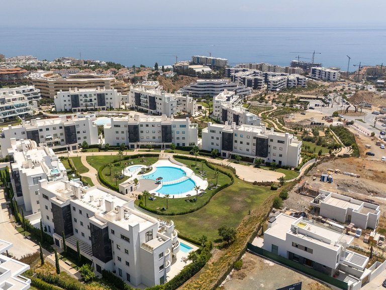 Apartment for Sale in Fuengirola, Malaga 50