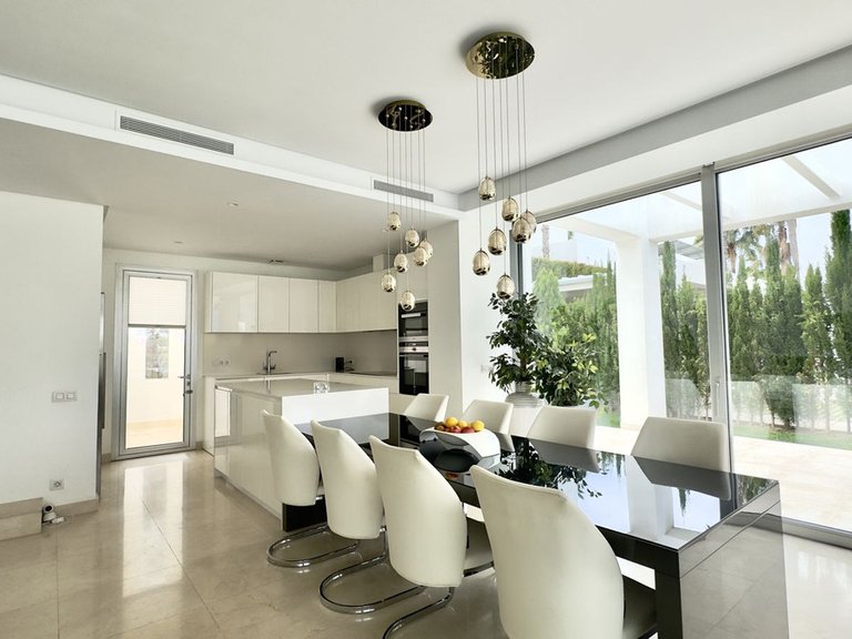 Villa for Sale in Río Real, Malaga 11