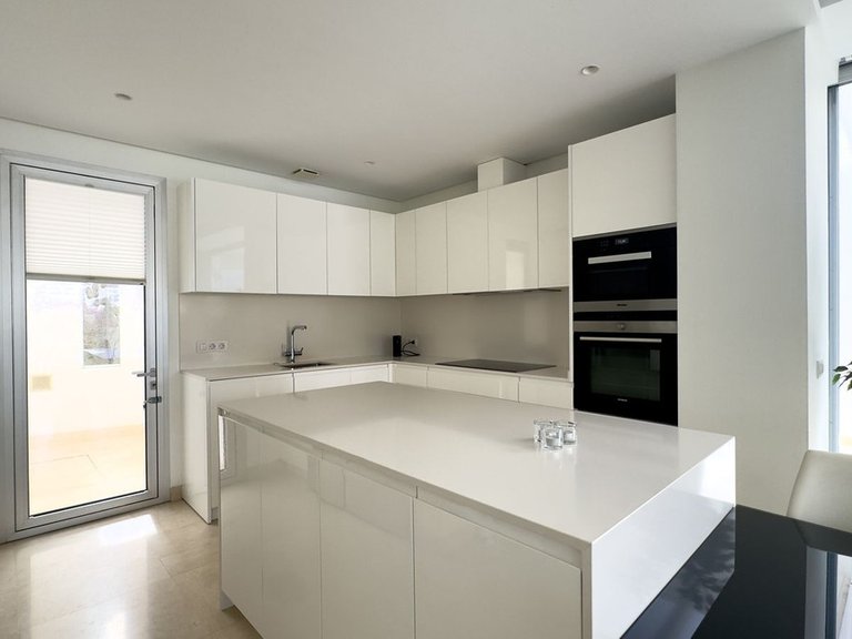 Villa for Sale in Río Real, Malaga 4