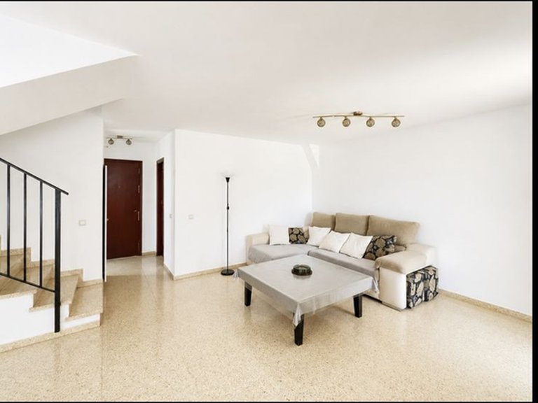 Villa for Sale in Estepona, Malaga 10