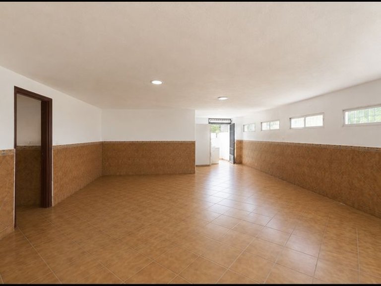 Villa for Sale in Estepona, Malaga 12