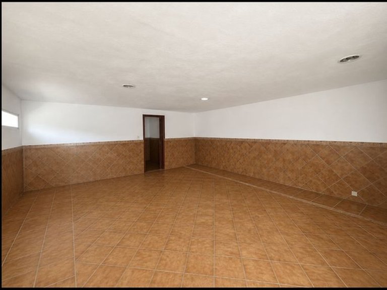 Villa for Sale in Estepona, Malaga 13