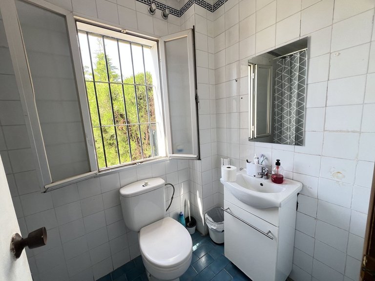 Villa for Sale in Estepona, Malaga 9