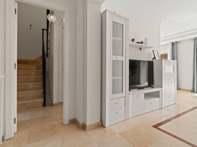 Apartment for Sale in Estepona, Malaga 10