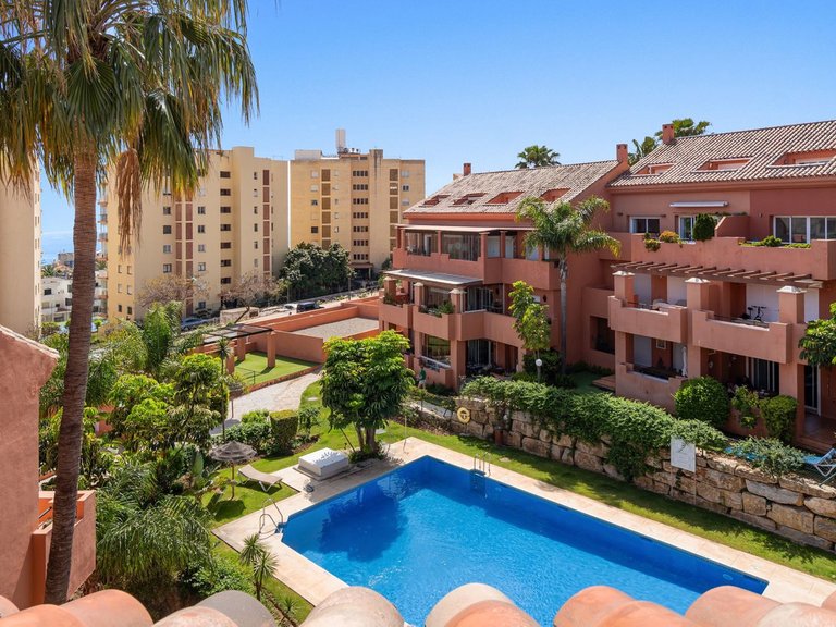 Apartment for Sale in Estepona, Malaga 2