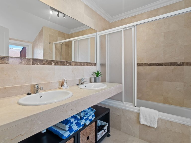 Apartment for Sale in Estepona, Malaga 22