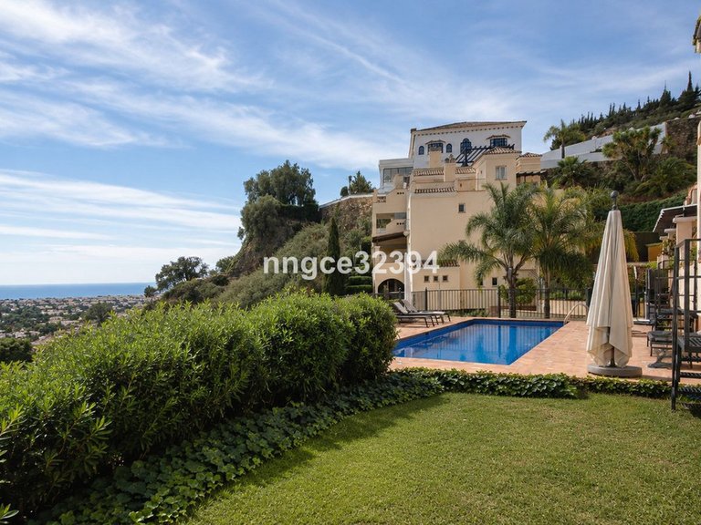 Apartment for Sale in Benahavís, Malaga 29