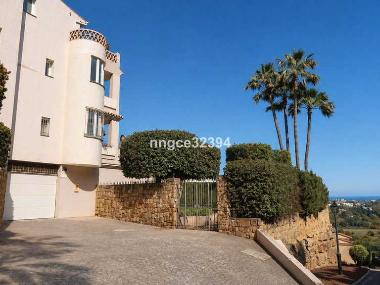 Apartment for Sale in Benahavís, Malaga 32