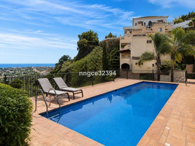Apartment for Sale in Benahavís, Malaga 7