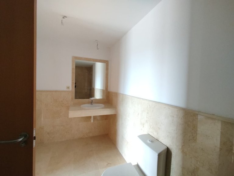 Villa for Sale in Doña Julia, Malaga 28
