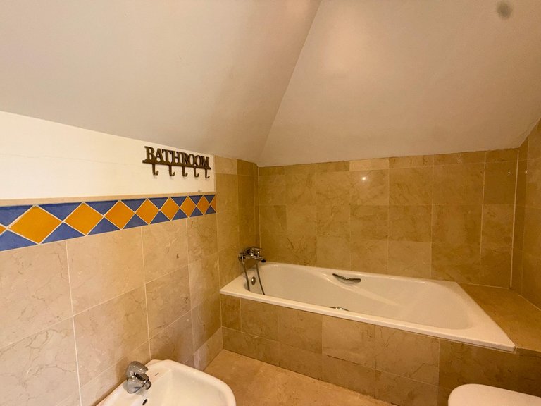 Apartment for Sale in Nueva Andalucía, Malaga 10