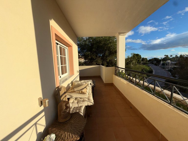 Apartment for Sale in Nueva Andalucía, Malaga 17