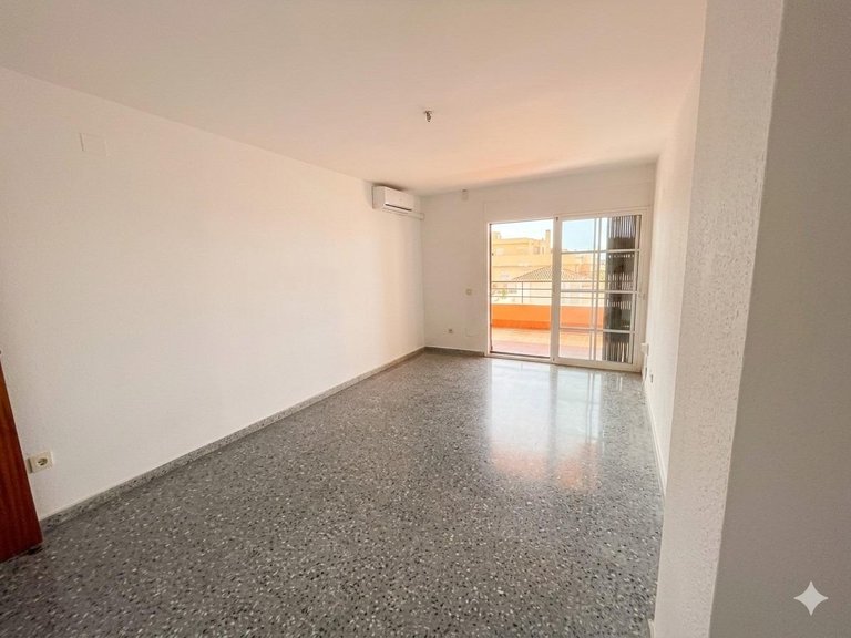 Apartment for Sale in Benalmadena, Malaga 1