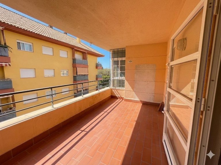 Apartment for Sale in Benalmadena, Malaga 12