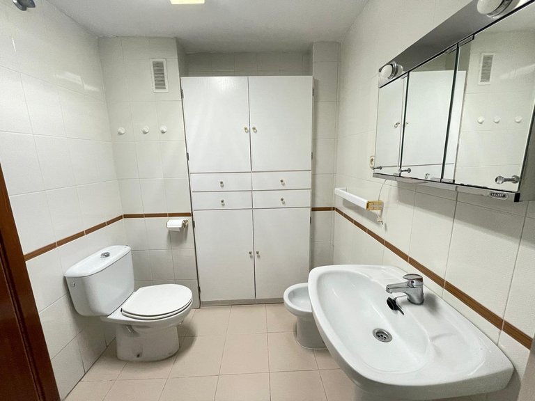 Apartment for Sale in Benalmadena, Malaga 24